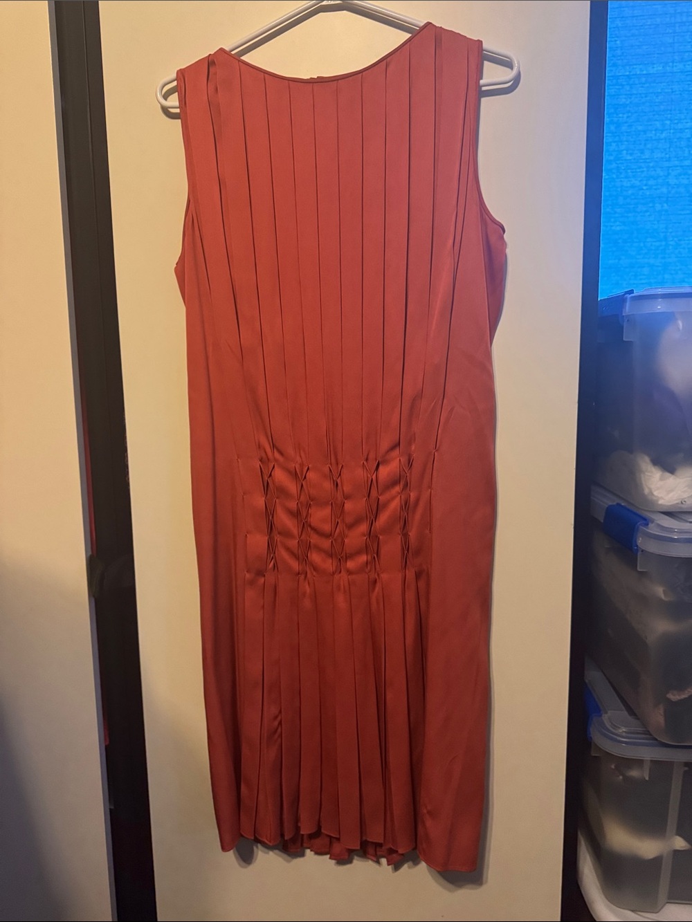 Diane Von Furstenberg Rust-Red Sleeveless Pleated Midi Dress